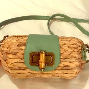 Sun N Sand wicker purse